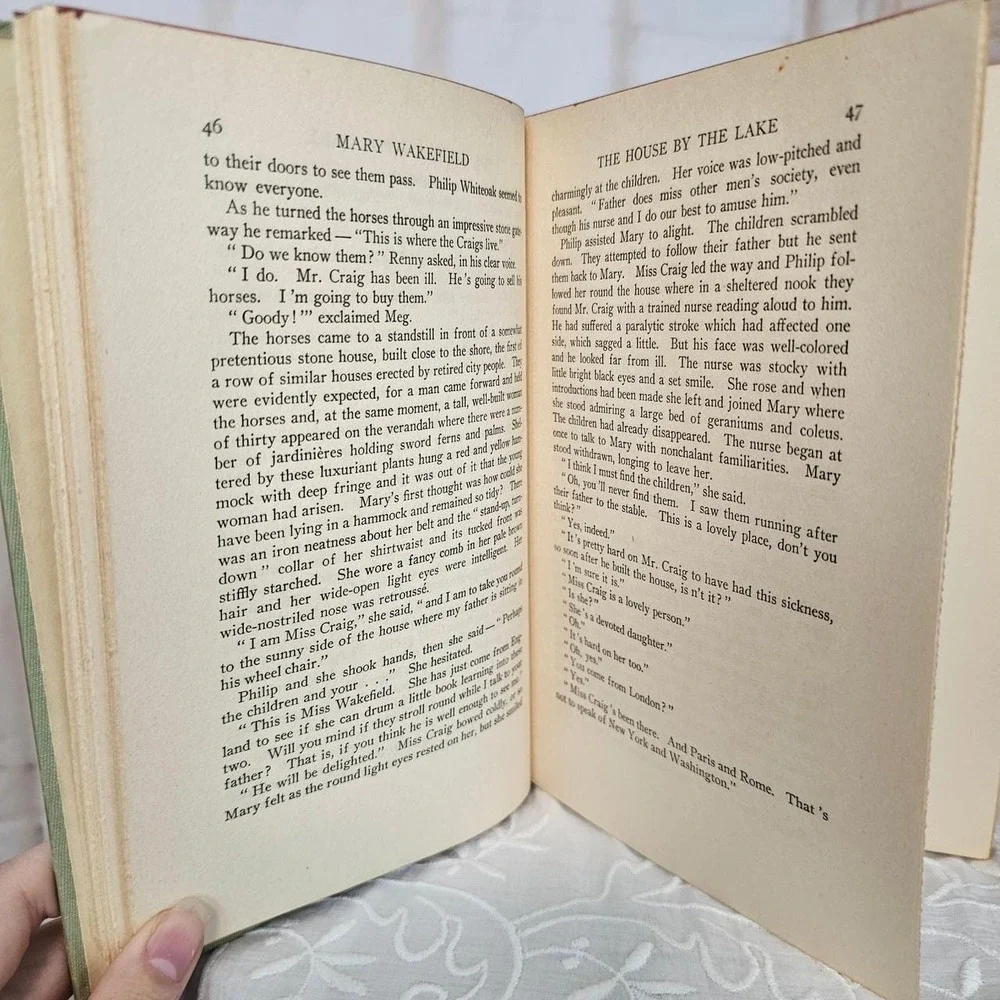 Mary Wakefield by Mato de la Roche 1949 Vintage Hardcover Book Novel‎ Literature